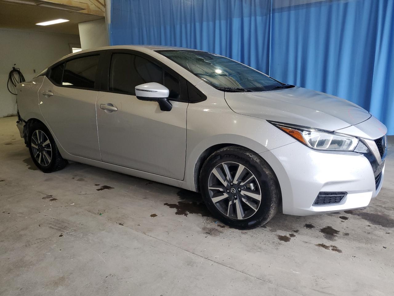 2021 Nissan Versa Sv - Image 4