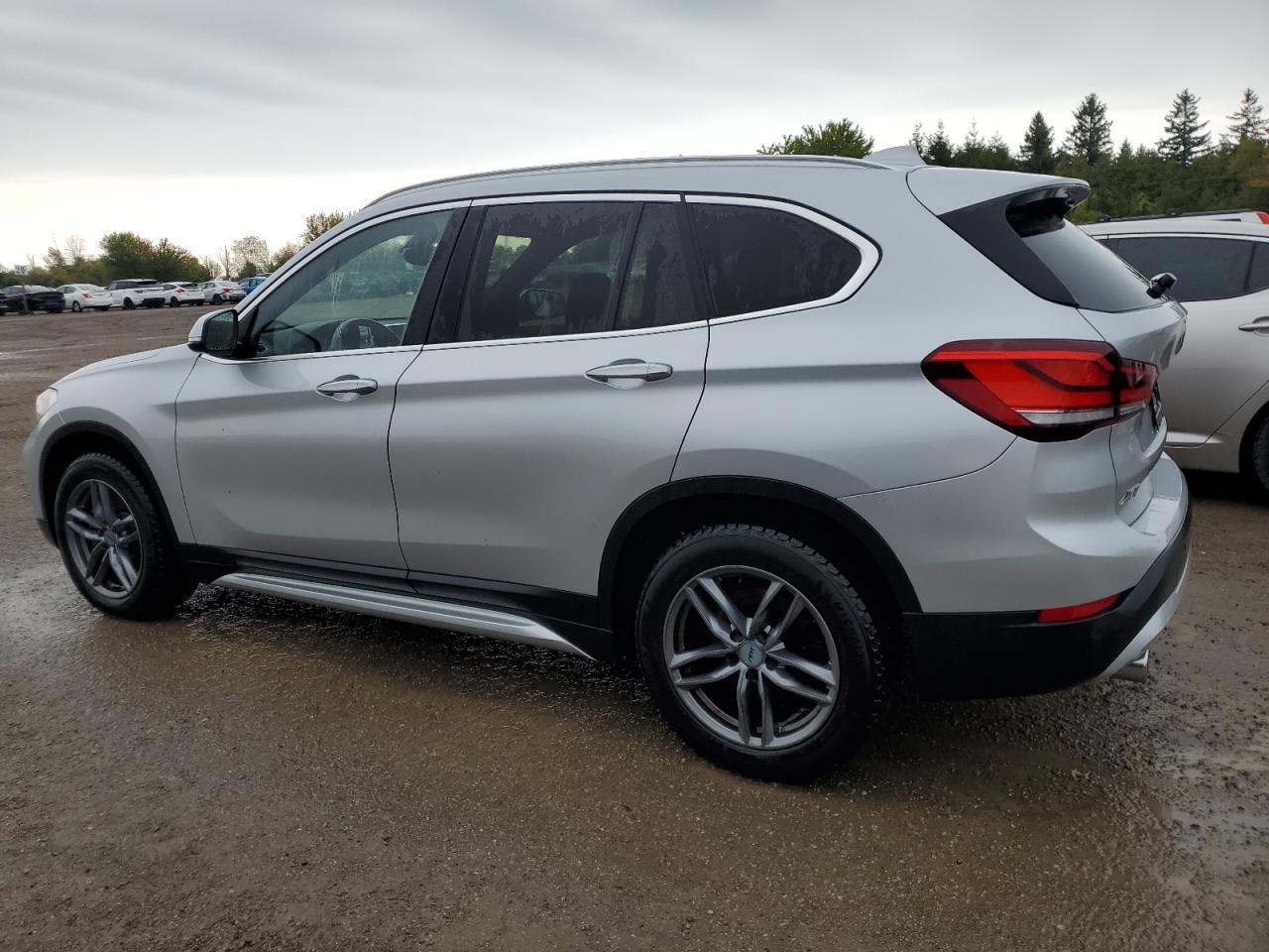 2020 BMW X1 xDrive28I - Фото 2