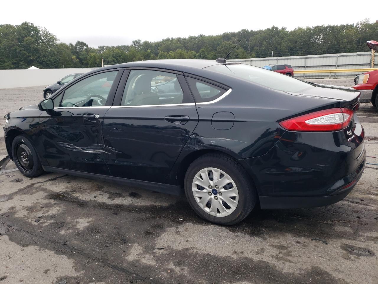 2014 Ford Fusion S - Фото 2