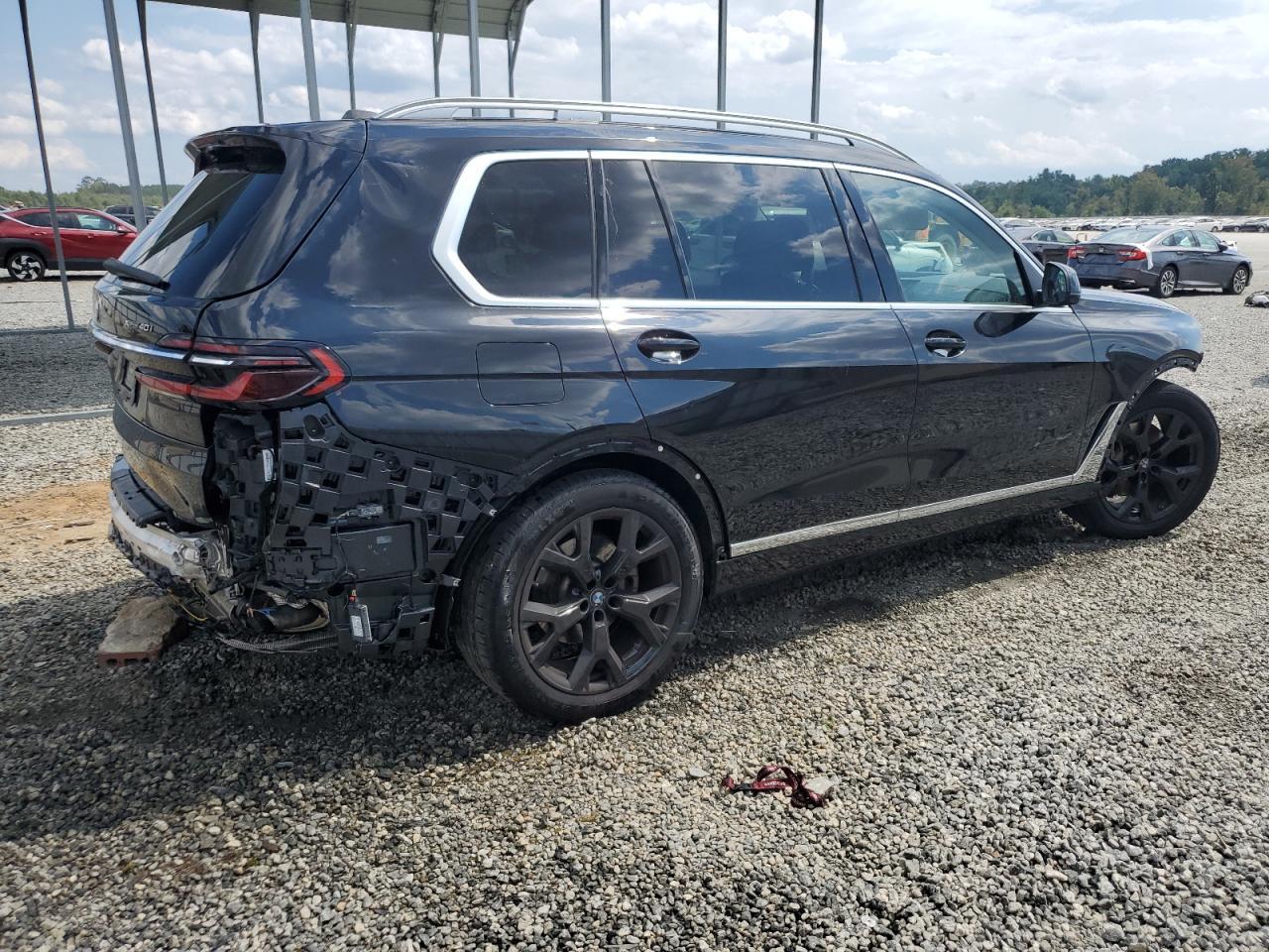 2023 BMW X7 xDrive40I - Image 3