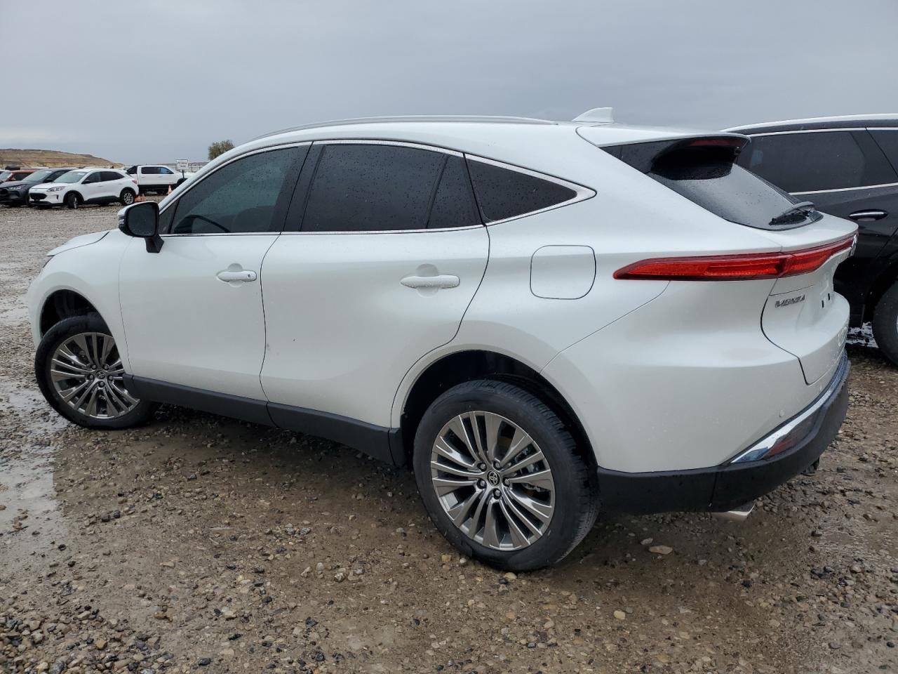 2024 Toyota Venza Le - Фото 2
