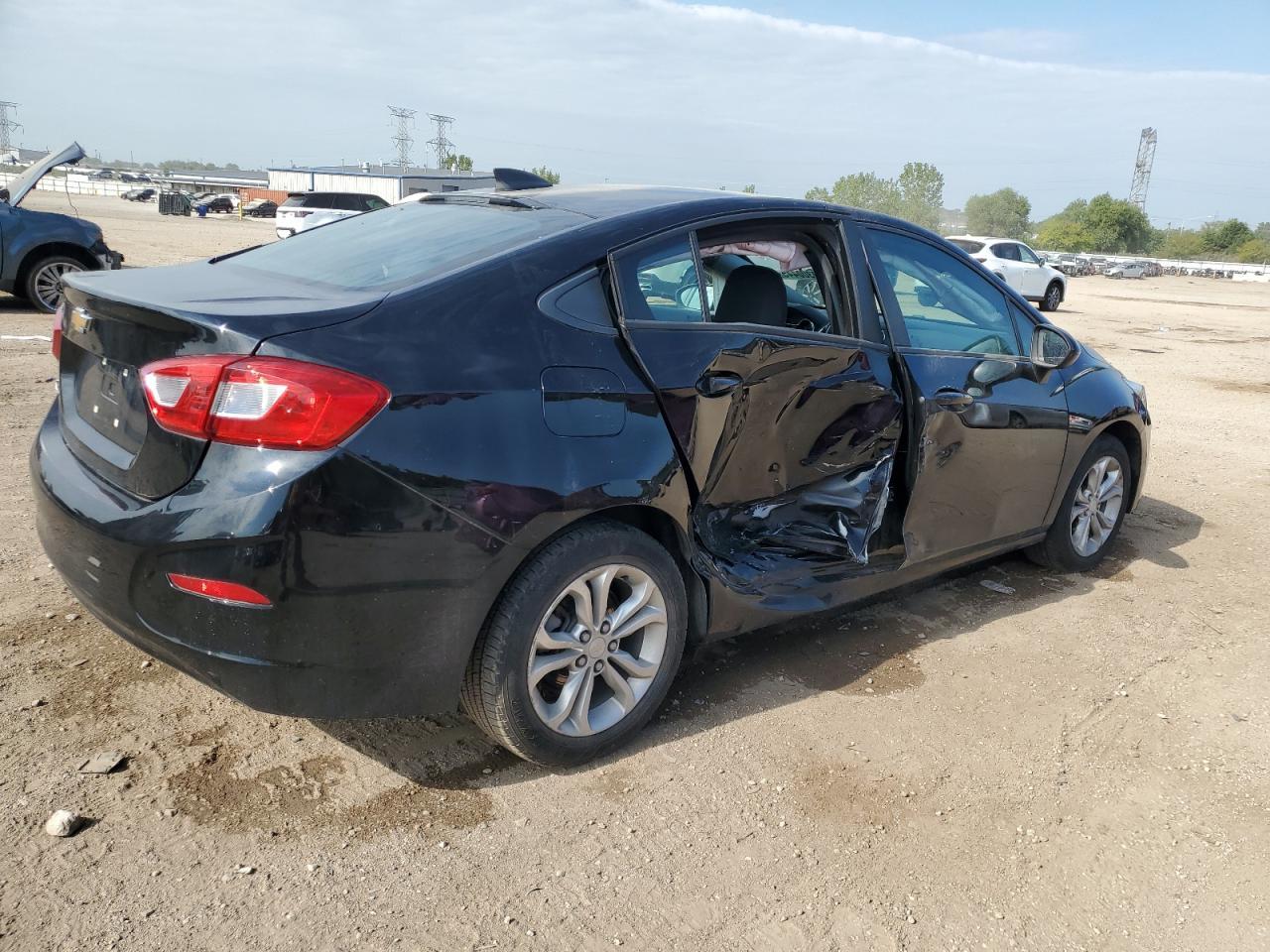 2019 Chevrolet Cruze Ls - Фото 3