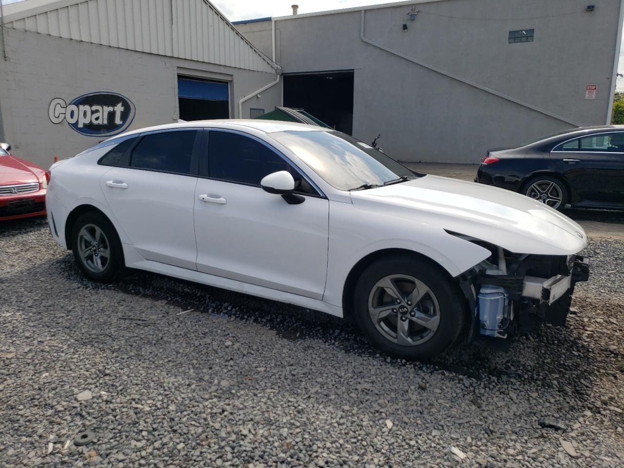 2021 Kia K5 Lxs - Фото 4