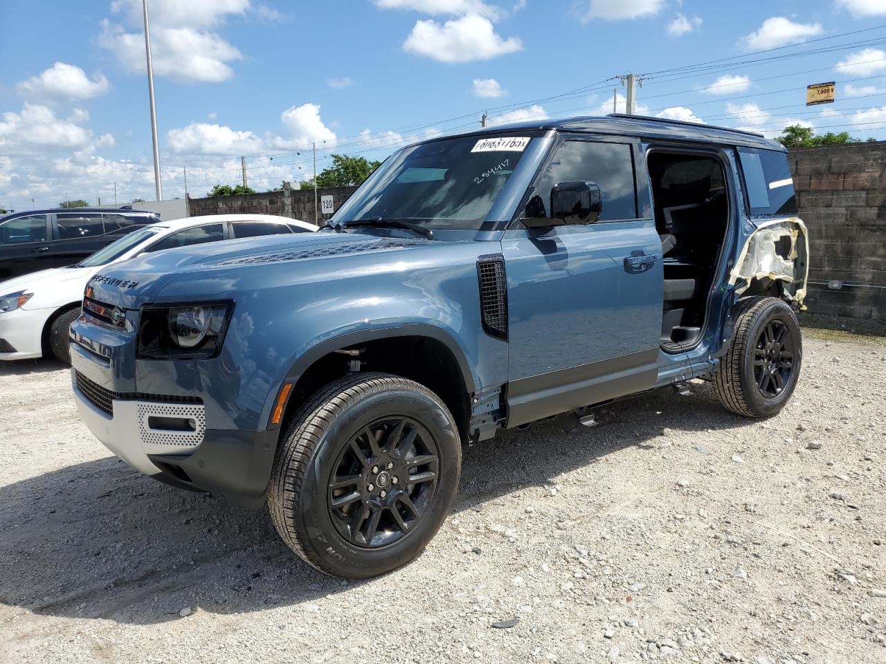 2025 Land Rover Defender 110 S