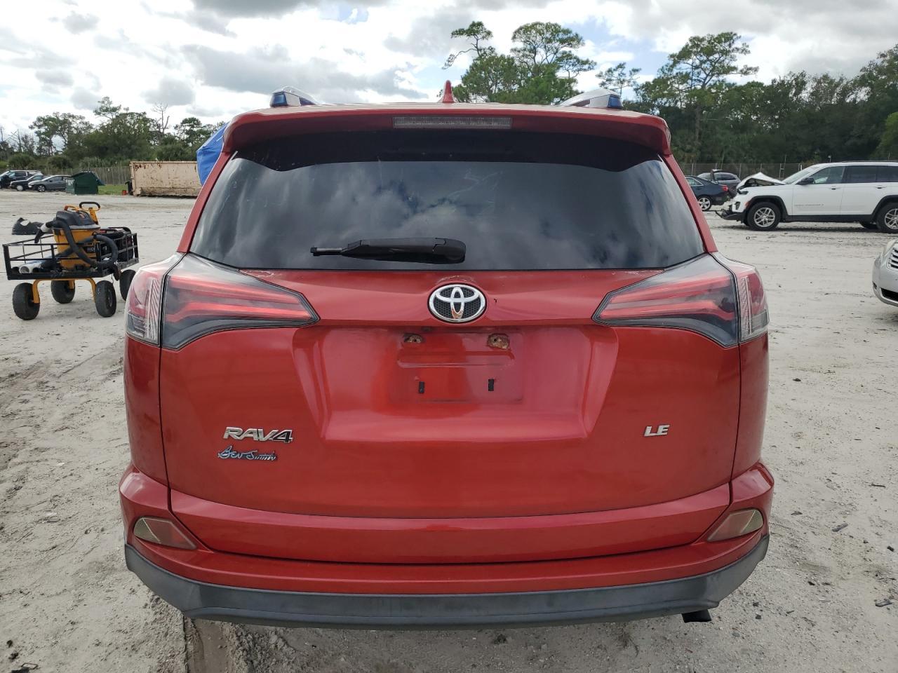 2016 Toyota Rav4 Le - Фото 6