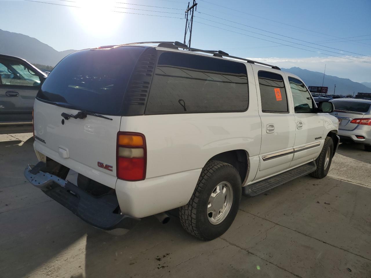 2003 GMC Yukon Xl K1500 - Фото 3