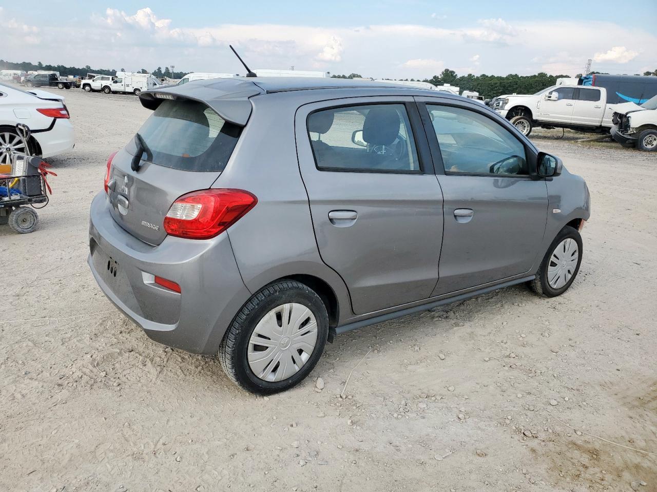 2019 Mitsubishi Mirage Es - Фото 3