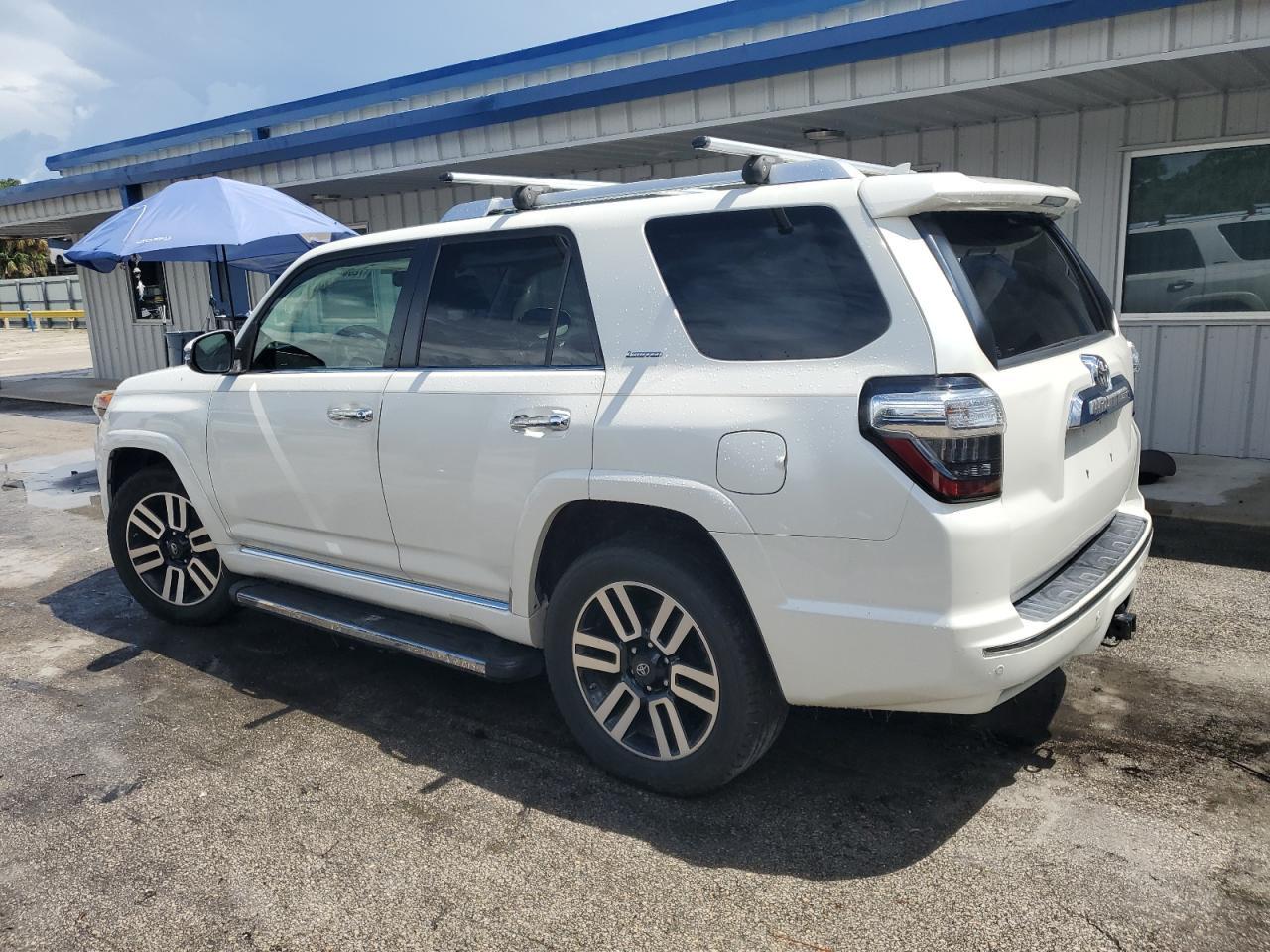 2014 Toyota 4Runner Sr5 - Фото 2