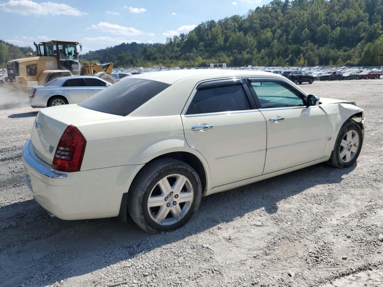 2005 Chrysler 300C - Фото 3