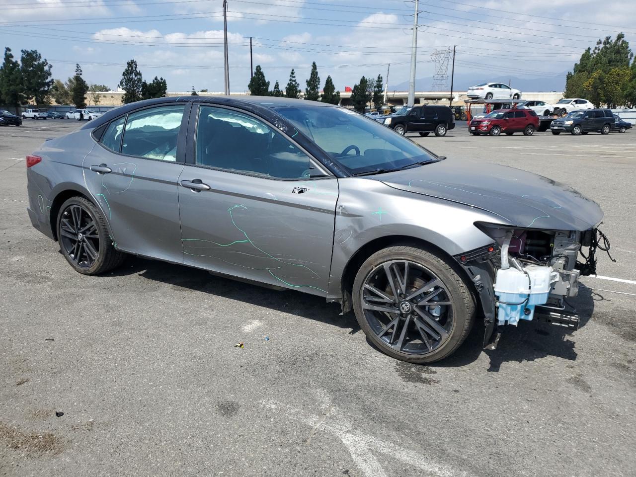 2025 Toyota Camry Xse - Image 4