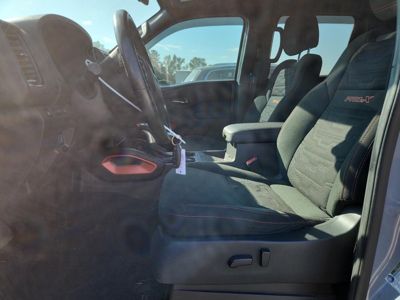 2023 Nissan Frontier S - Image 7