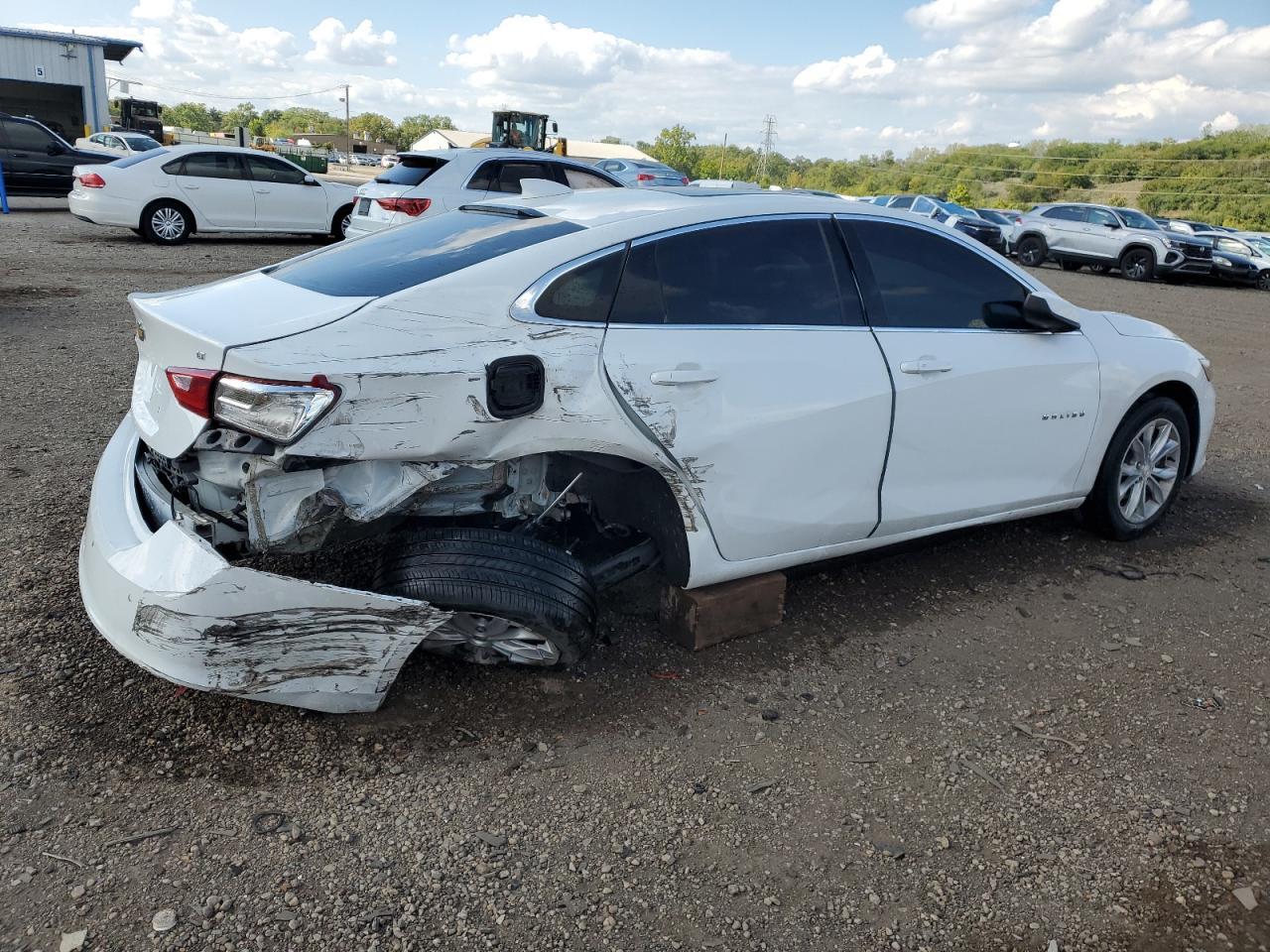 2024 Chevrolet Malibu Lt - Фото 3