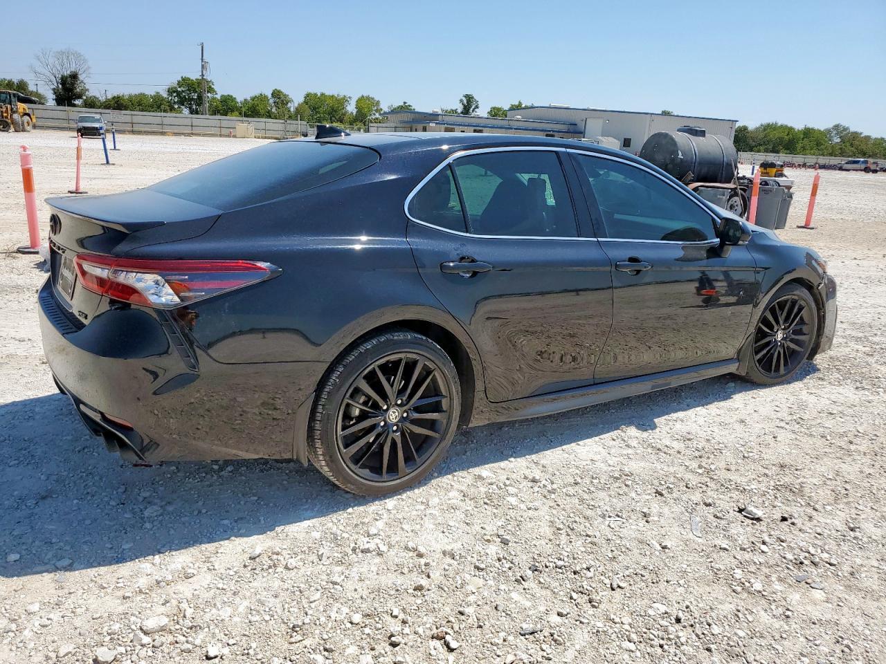 2021 Toyota Camry Xse - Image 3