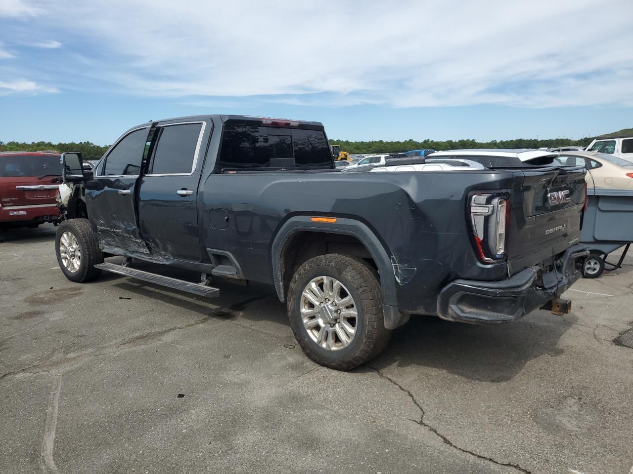 2023 GMC Sierra K2500 Denali - Image 2