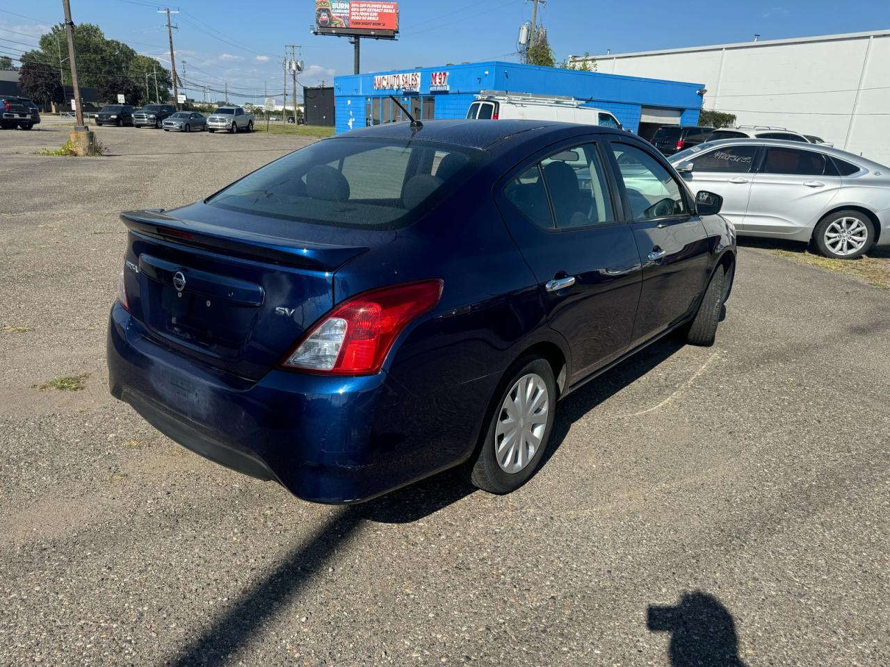 2018 Nissan Versa S - Фото 4