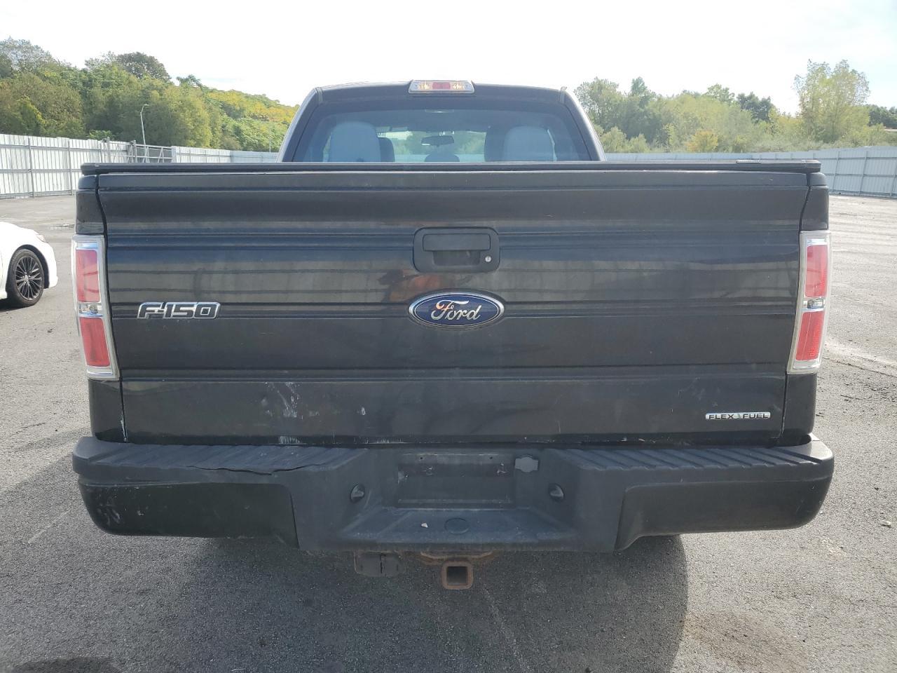 2013 Ford F150 Super Cab - Image 6