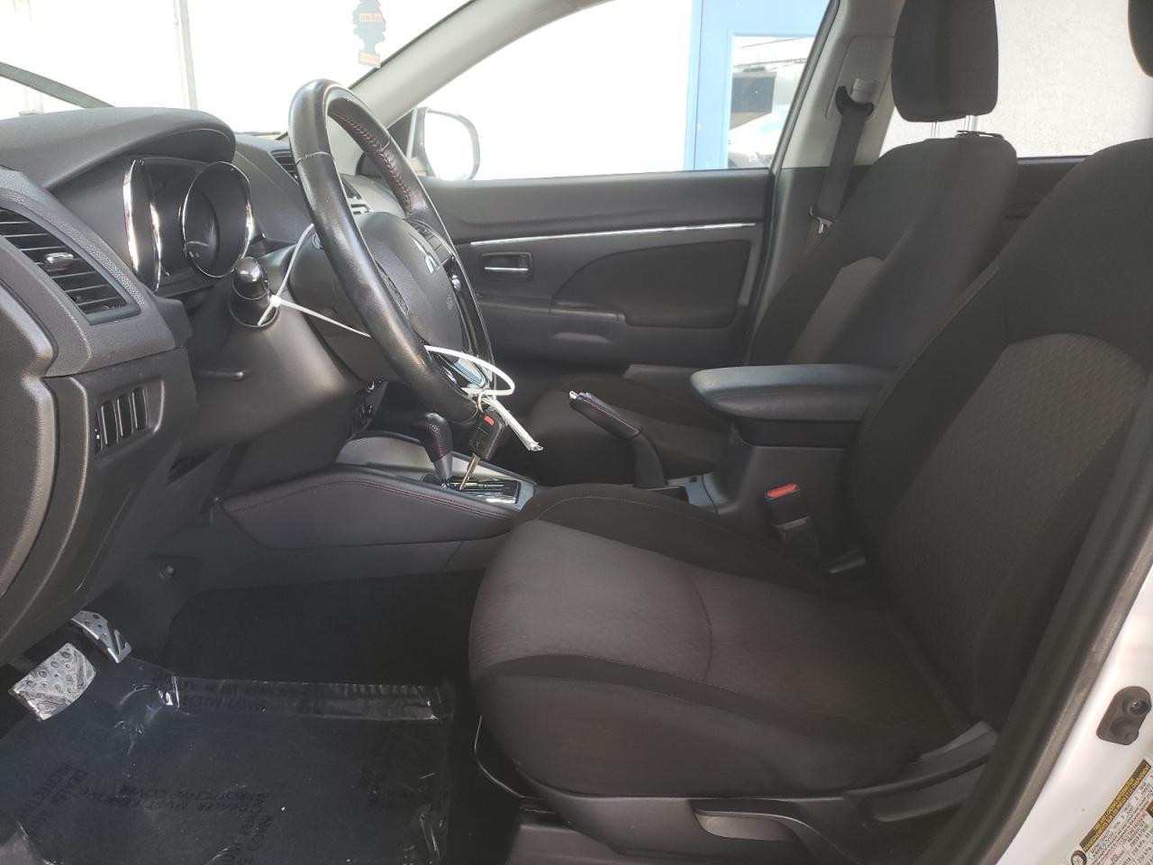 2018 Mitsubishi Outlander Sport Es - Фото 7