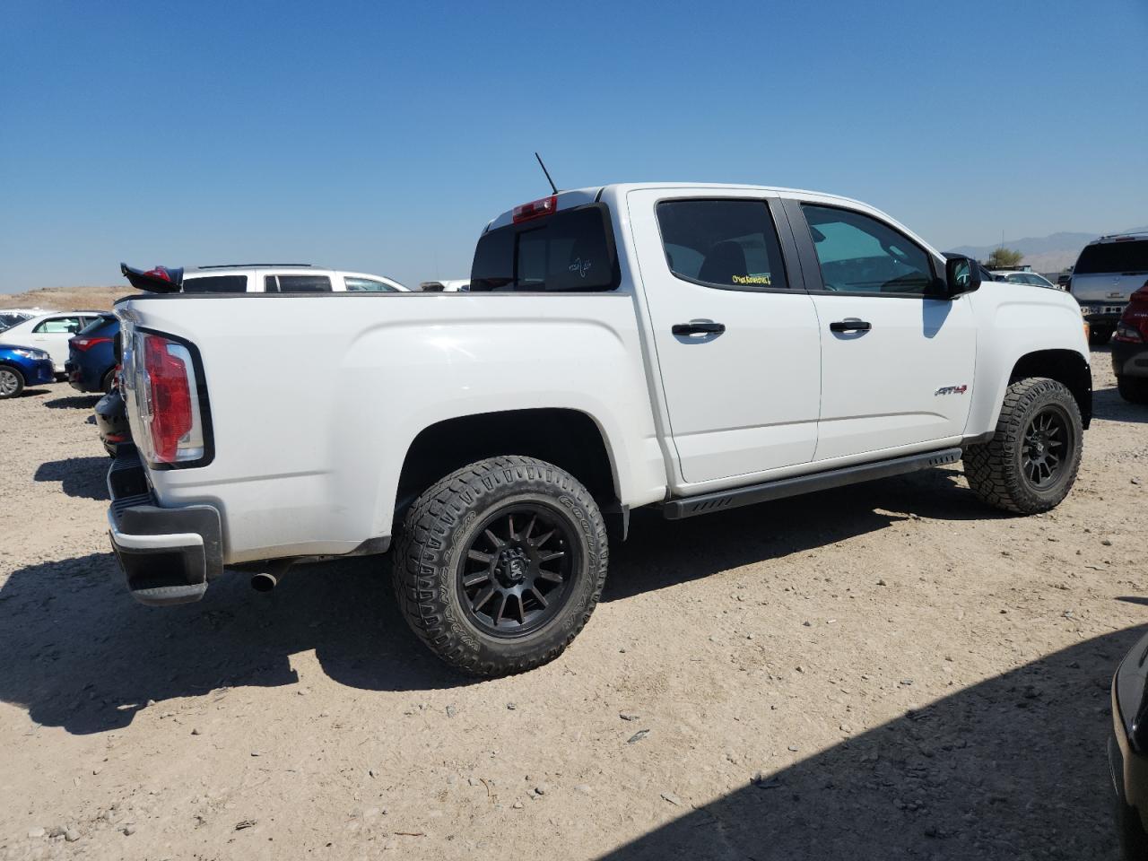 2021 GMC Canyon At4 - Фото 3