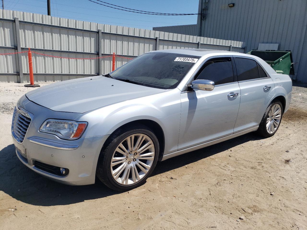 2013 Chrysler 300C