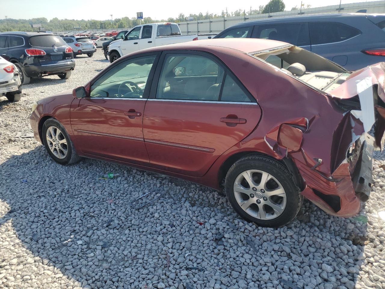 2006 Toyota Camry Le - Image 2
