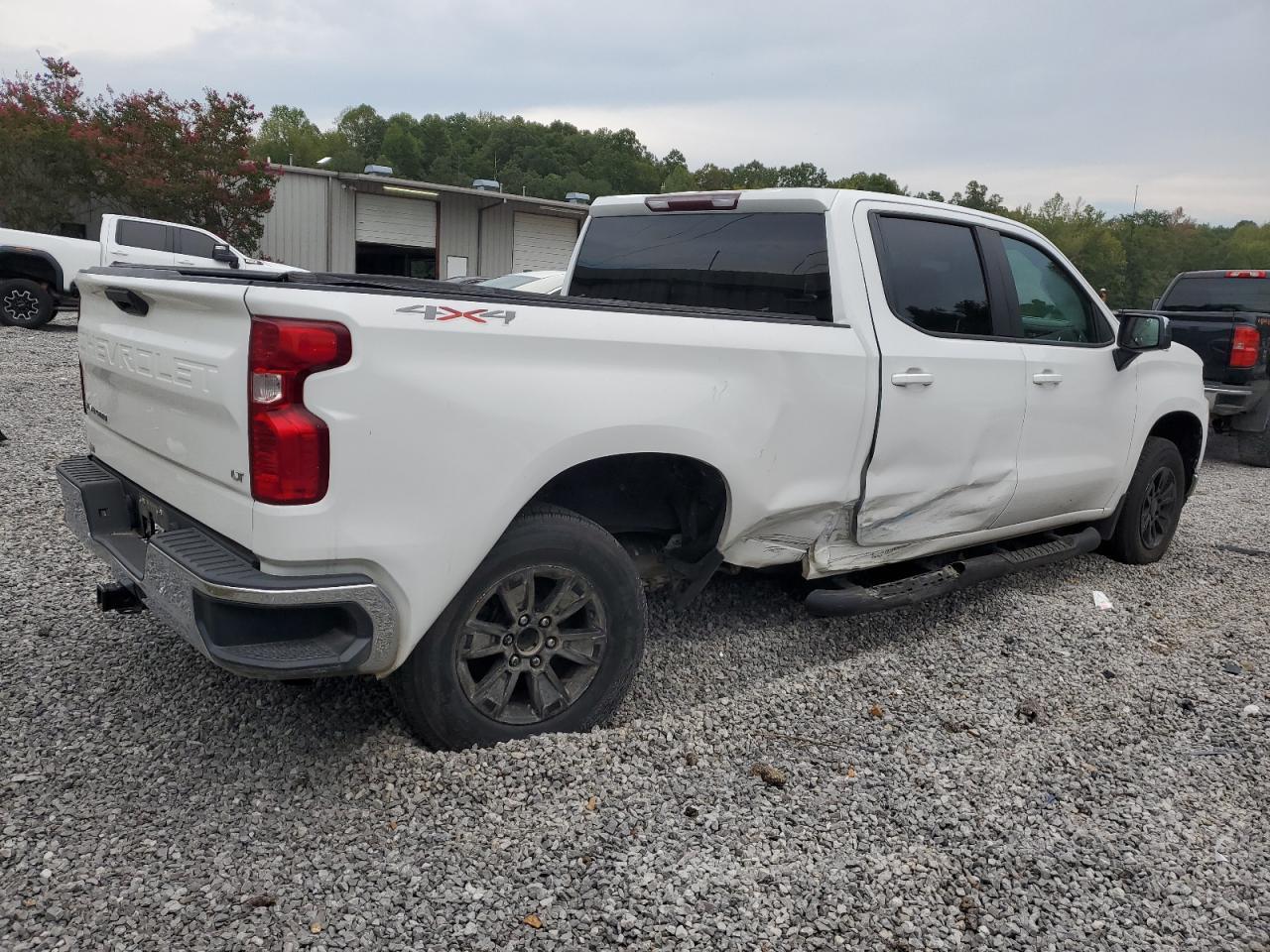 2020 Chevrolet Silverado K1500 Lt - Фото 3