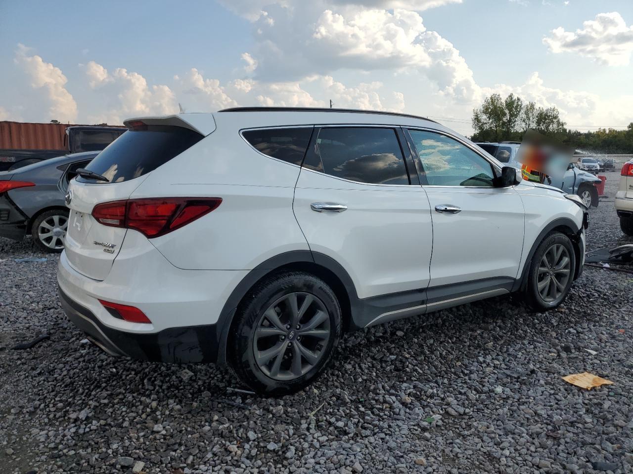 2017 Hyundai Santa Fe Sport 2.0T Ultimate - Фото 3