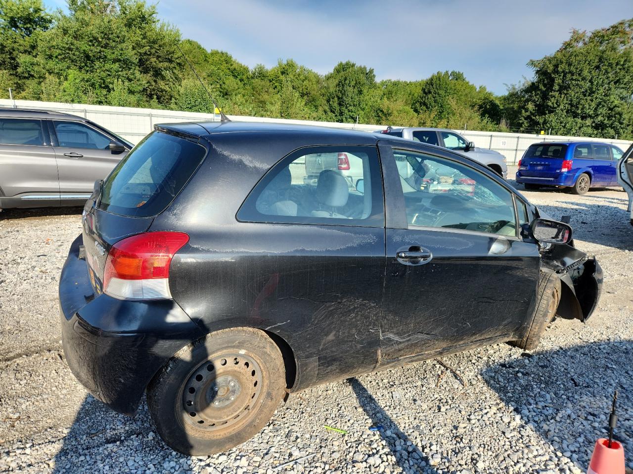 2009 Toyota Yaris - Фото 3