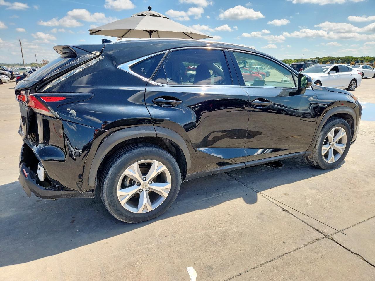 2017 Lexus Nx 200T Base - Фото 3