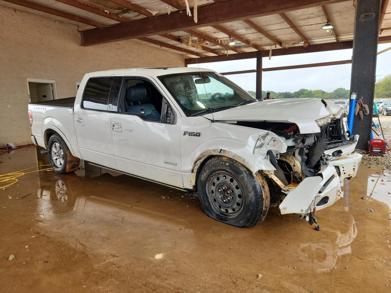 2014 Ford F150 Supercrew - Image 4