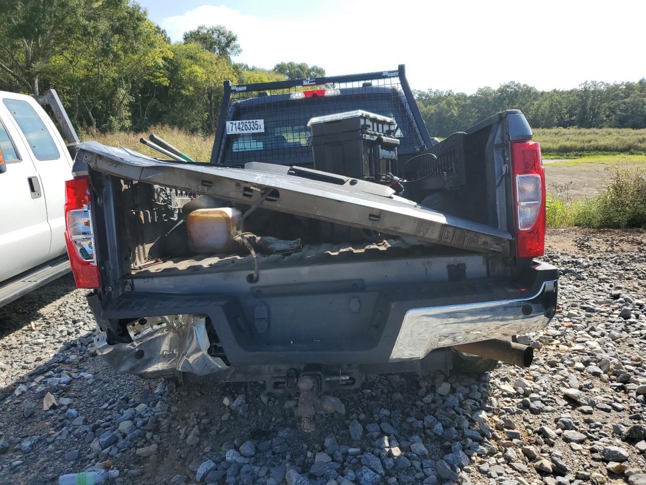 2021 Ford F350 Super Duty - Image 6