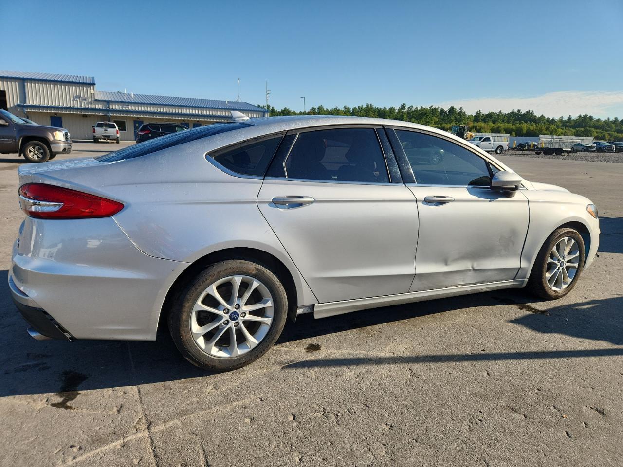 2019 Ford Fusion Se - Фото 3