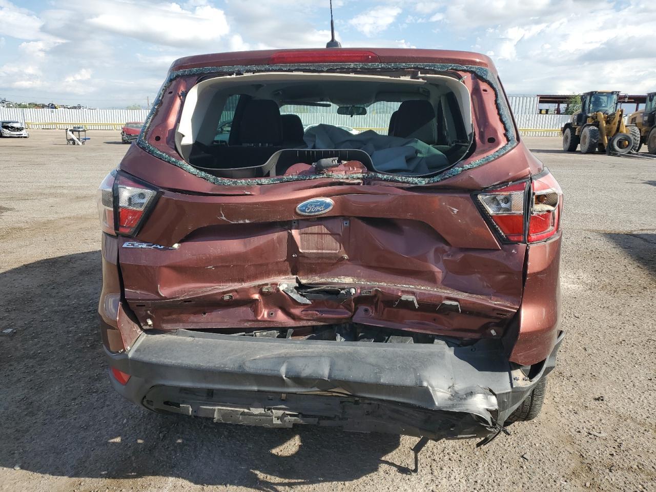 2018 Ford Escape S - Фото 6