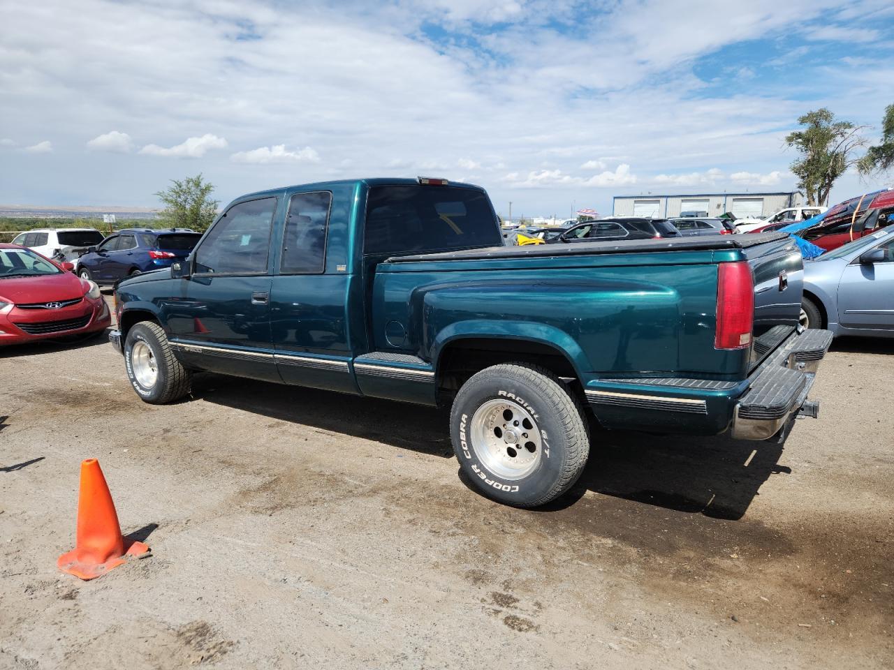 1995 Chevrolet Gmt-400 C1500 - Фото 2