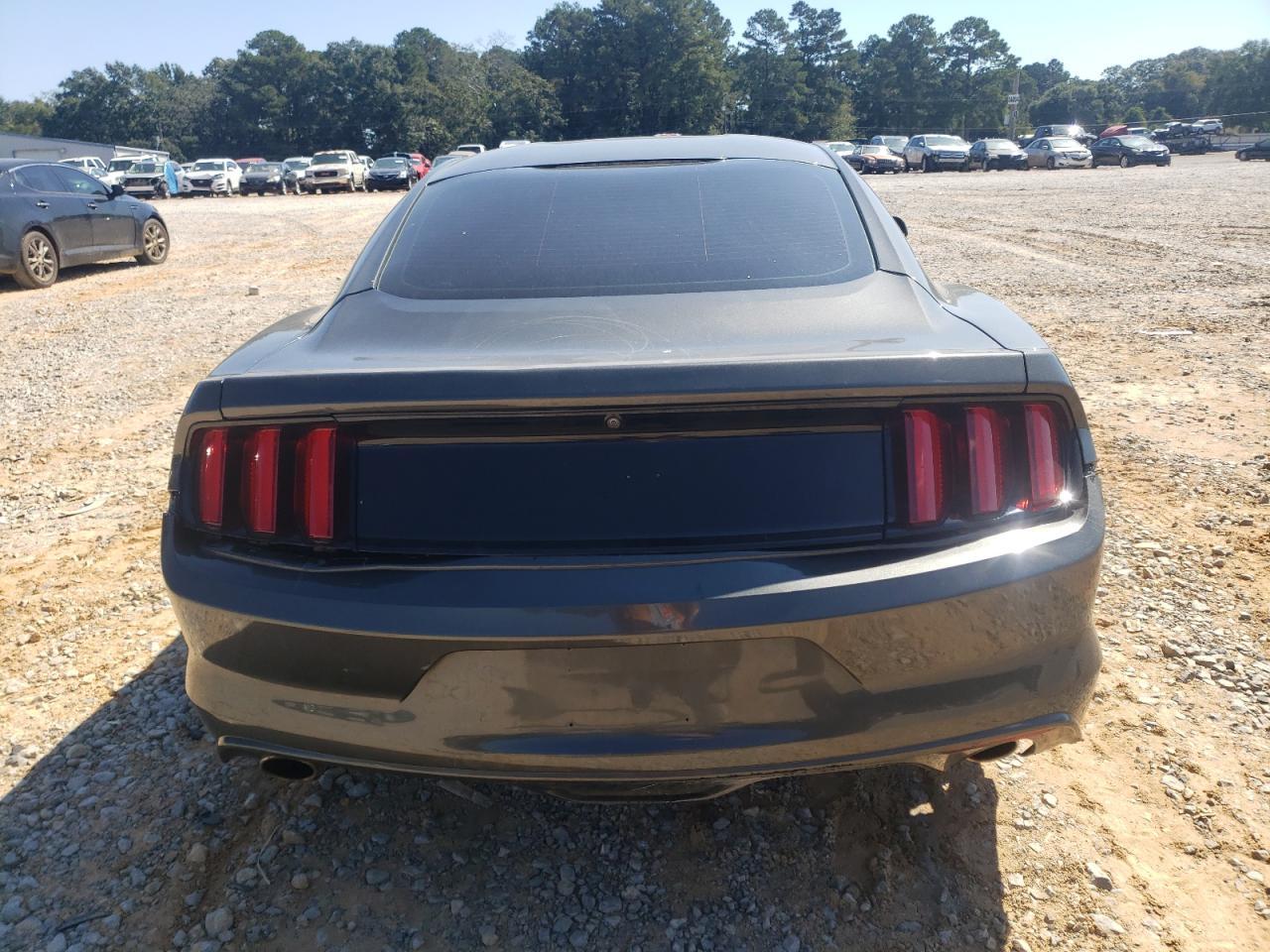 2015 Ford Mustang - Фото 6