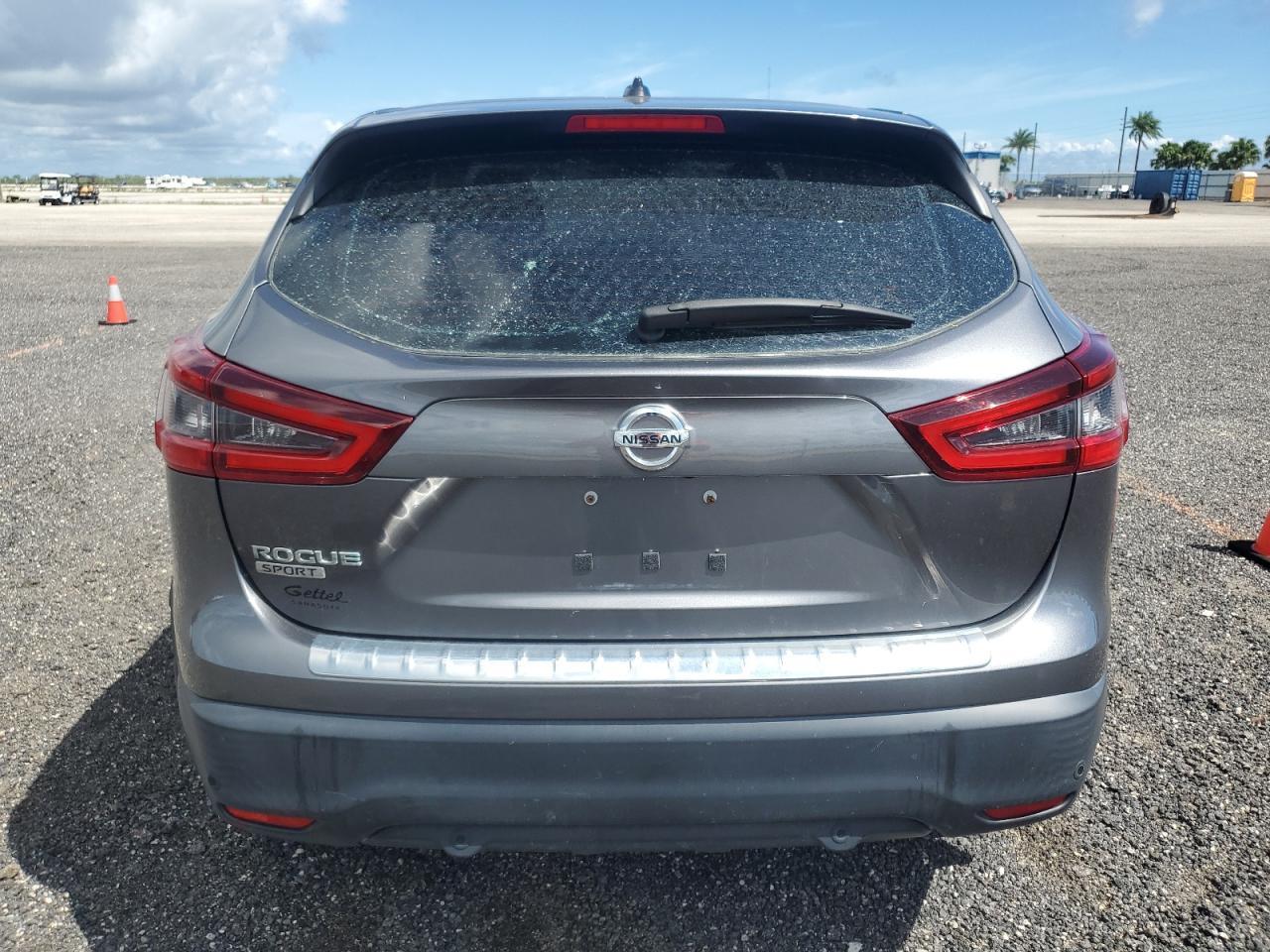 2020 Nissan Rogue Sport S - Image 6