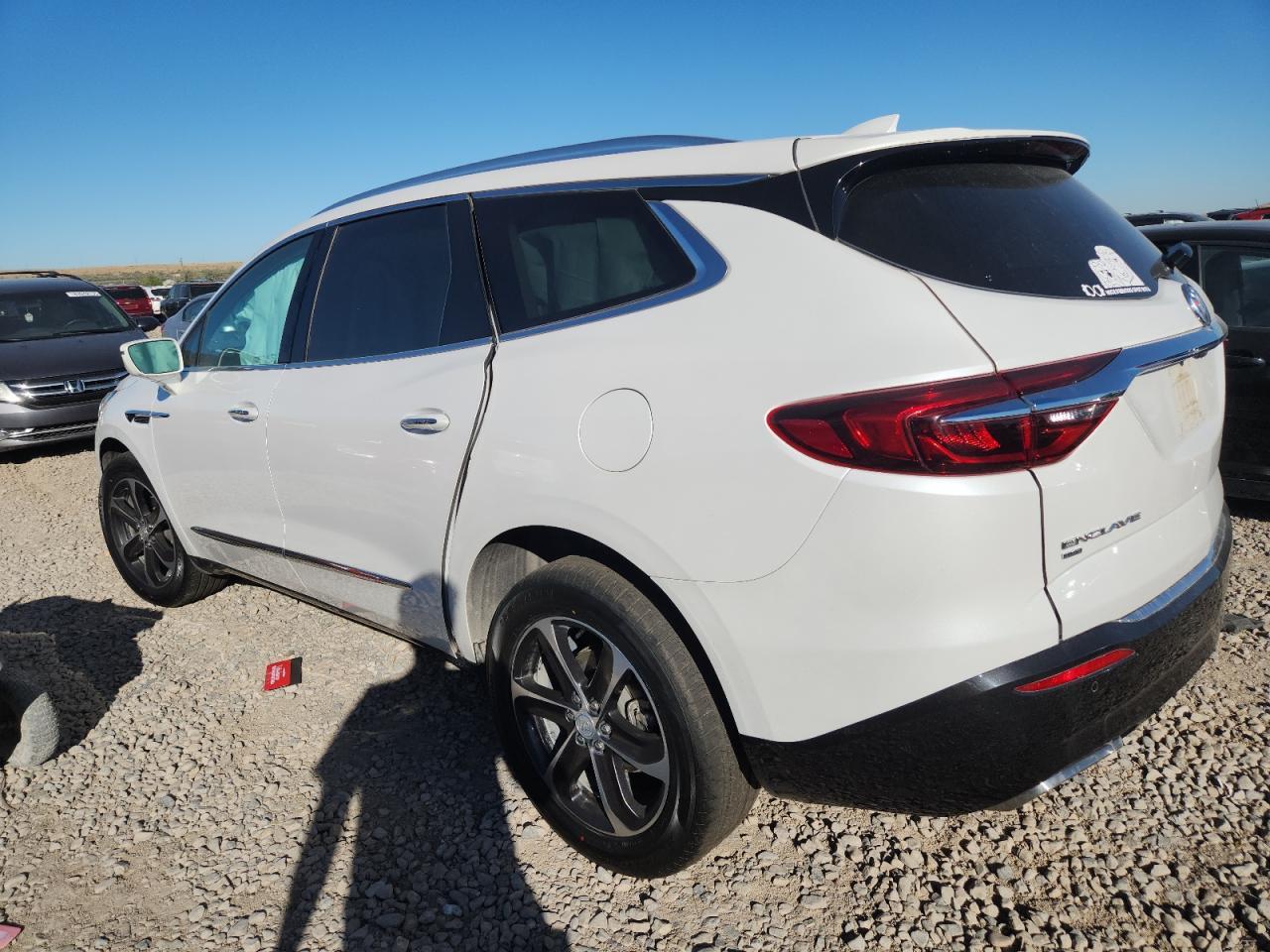 2020 Buick Enclave Essence - Image 2