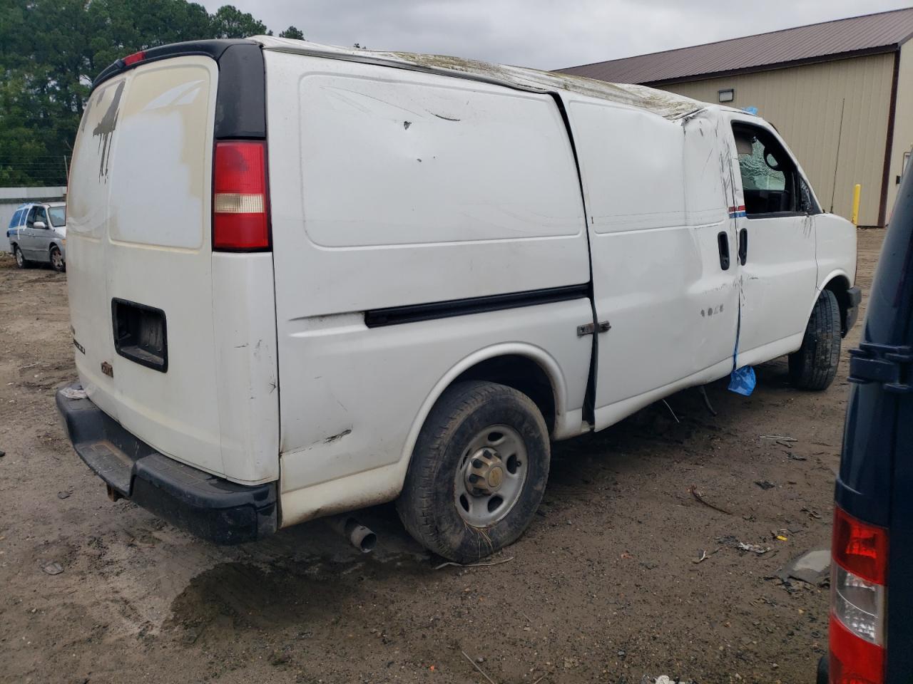 2011 Chevrolet Express G2500 - Фото 3