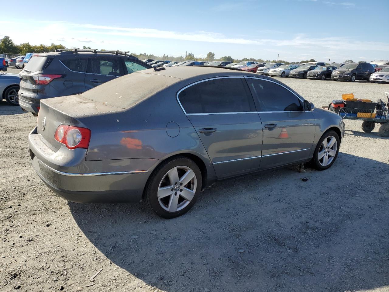 2006 Volkswagen Passat 2.0T - Image 3