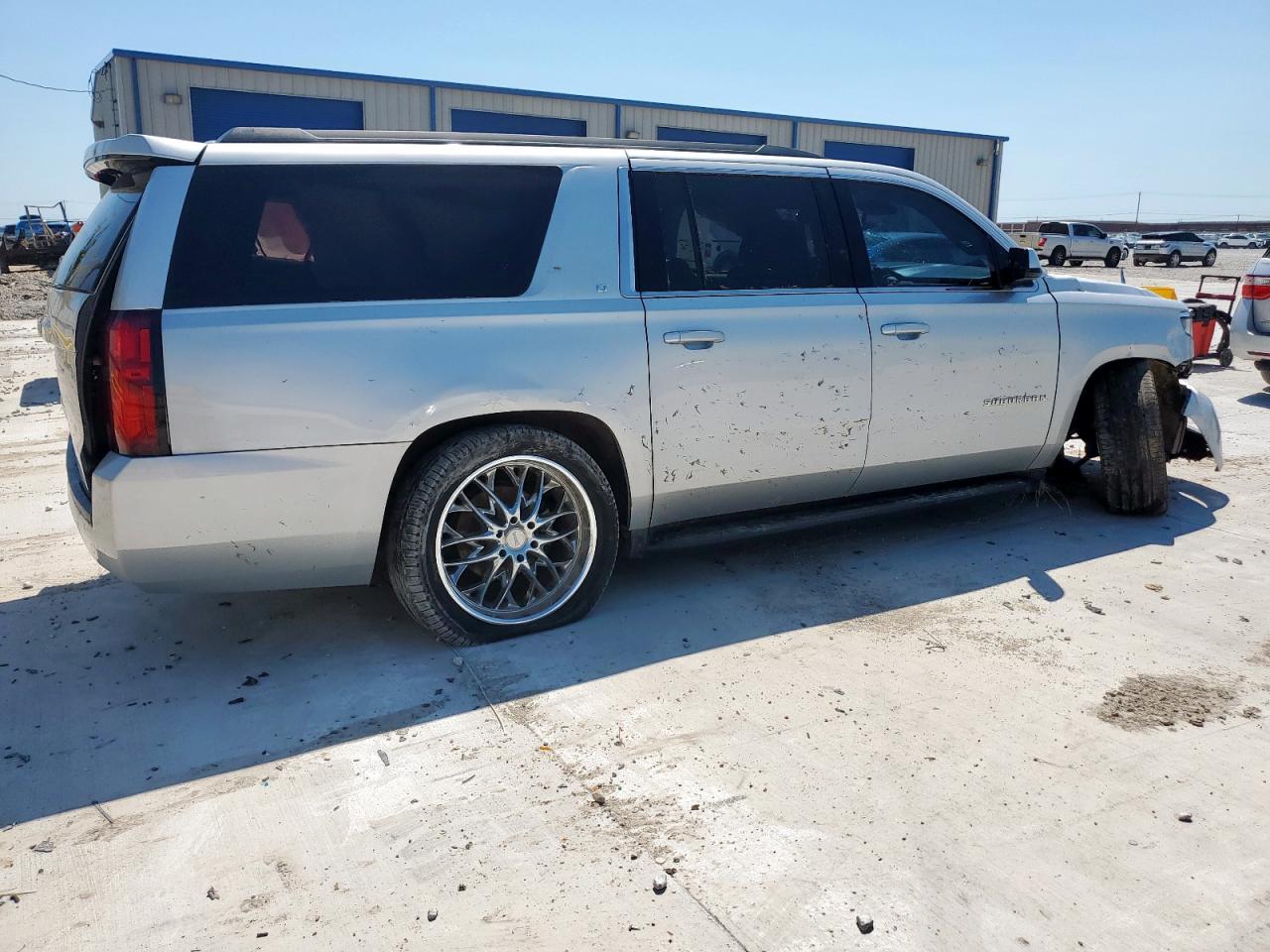 2019 Chevrolet Suburban K1500 Lt - Фото 3