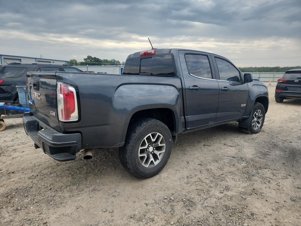 2016 GMC Canyon Sle - Фото 3