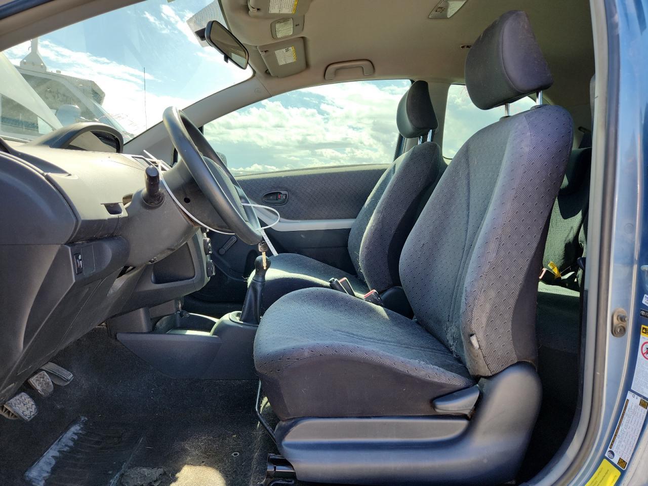 2010 Toyota Yaris - Фото 7