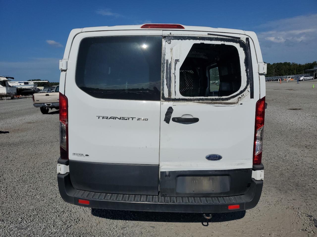 2019 Ford Transit T-250 - Фото 6