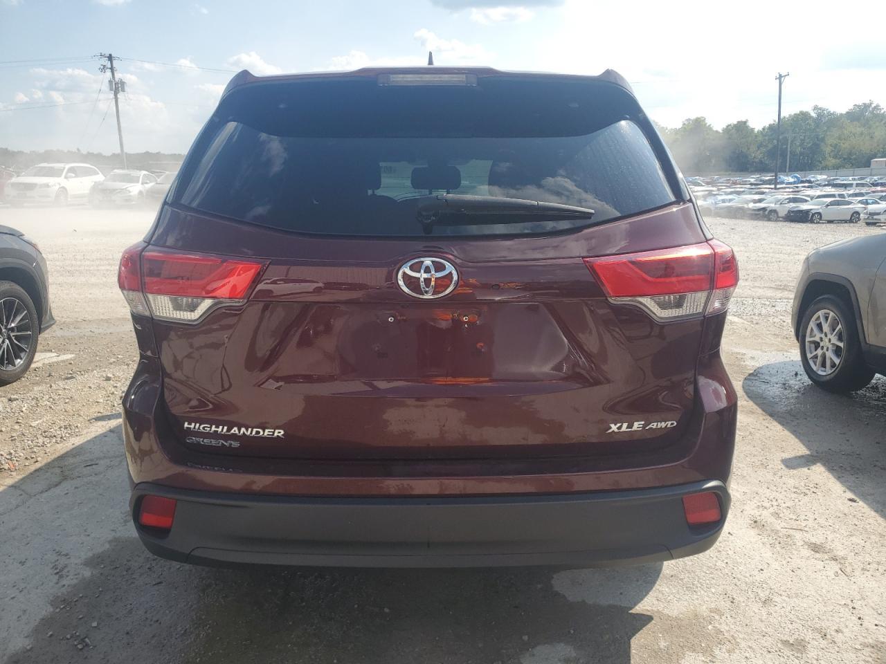 2019 Toyota Highlander Se - Фото 6