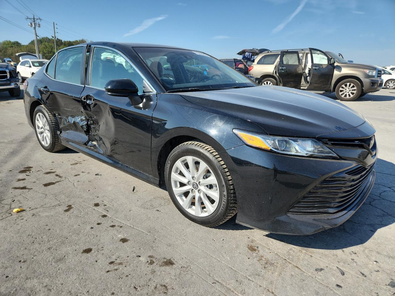 2019 Toyota Camry L - Image 4