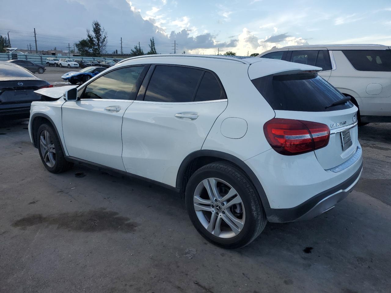 2019 Mercedes-Benz Gla 250 - Image 2