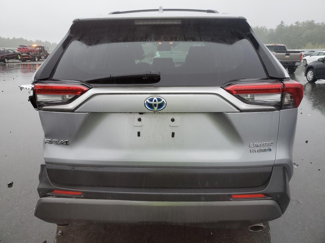 2019 Toyota Rav4 Limited - Image 6