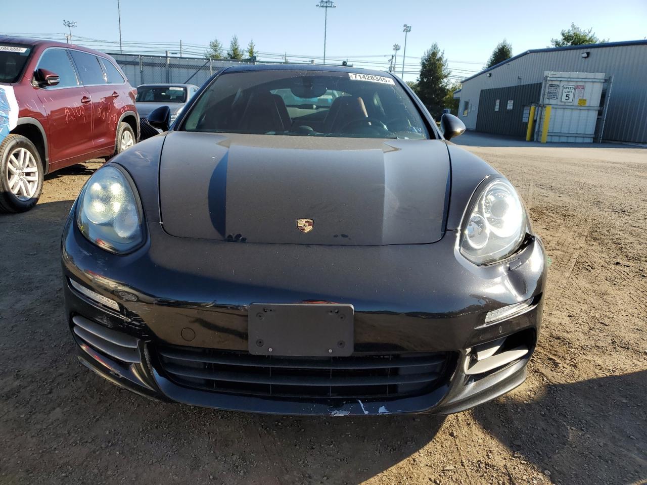 2016 Porsche Panamera 2 - Image 5