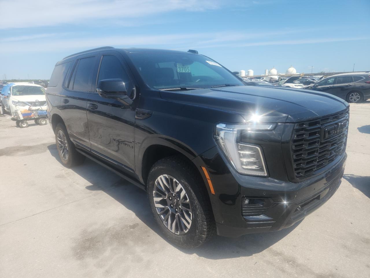 2025 GMC Yukon Denali - Фото 4