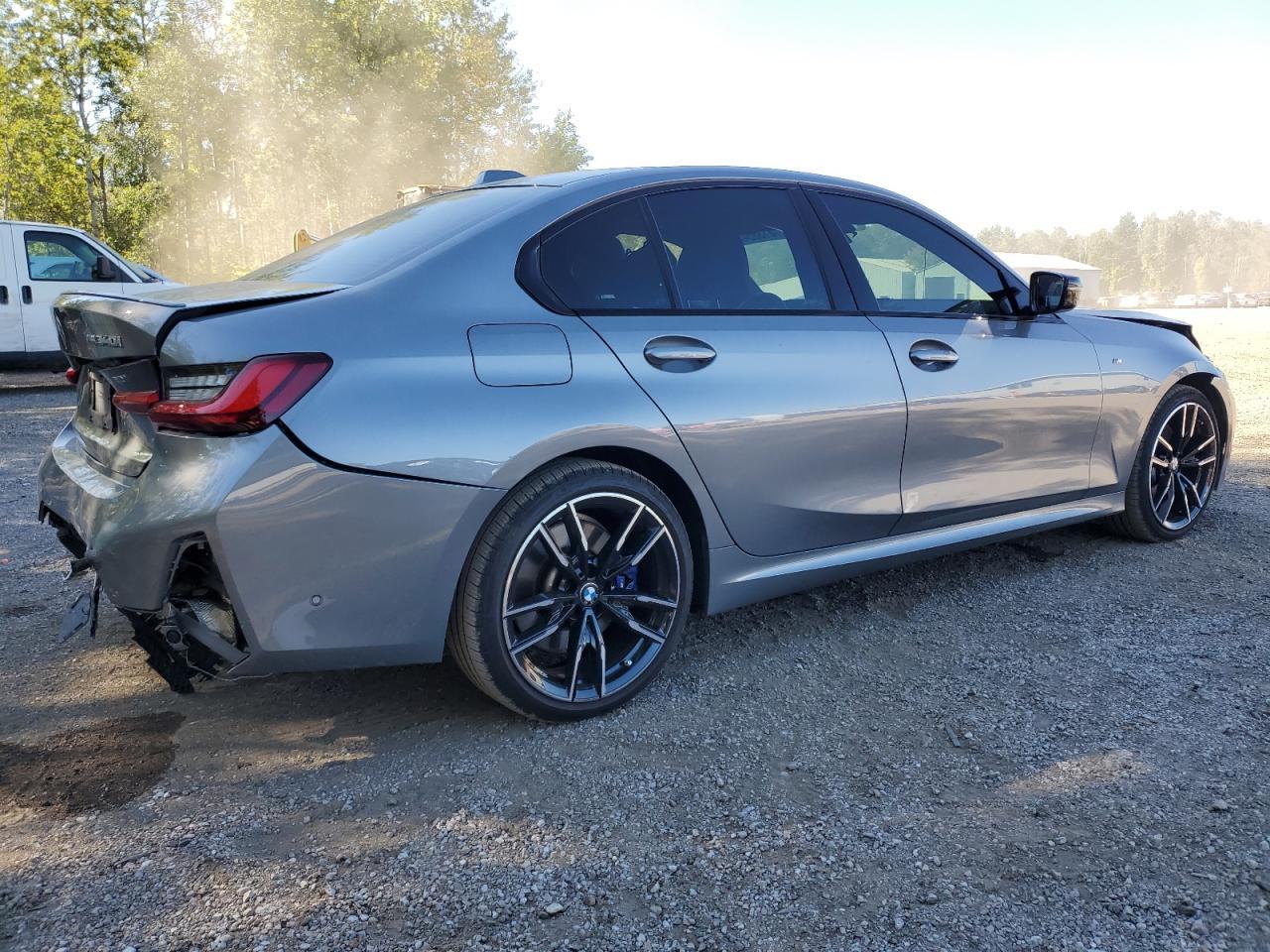 2024 BMW M340Xi - Image 3