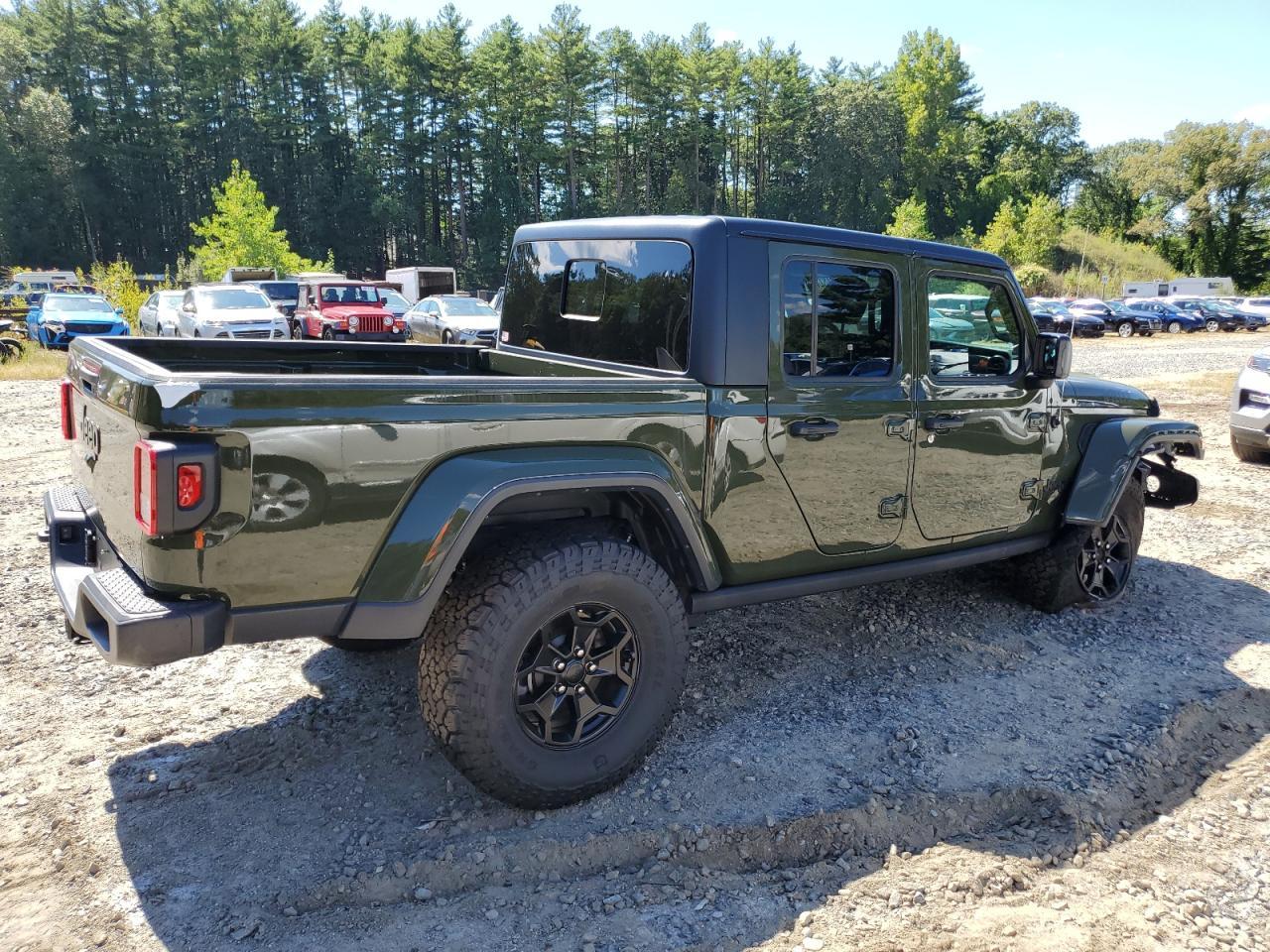 2023 Jeep Gladiator Sport - Image 3